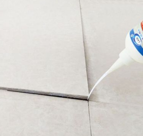 榕江瓷砖空鼓维修公司分享卫生间瓷砖脱落的原因可能有以下几点